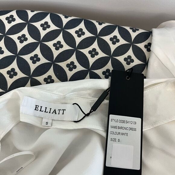 Elliatt Saronic One-Shoulder White Mini Cocktail Dress Size S - Picture 8 of 11